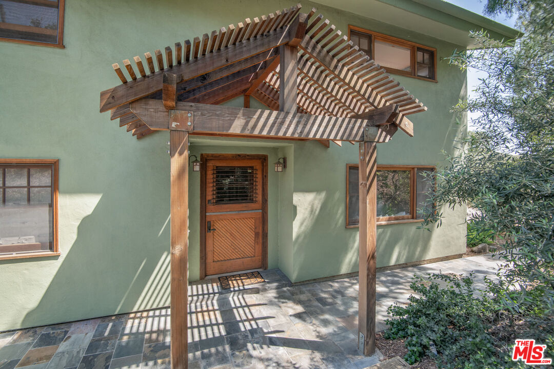 33208 Decker School Road Malibu, CA 90265 - Photo 38 of 51