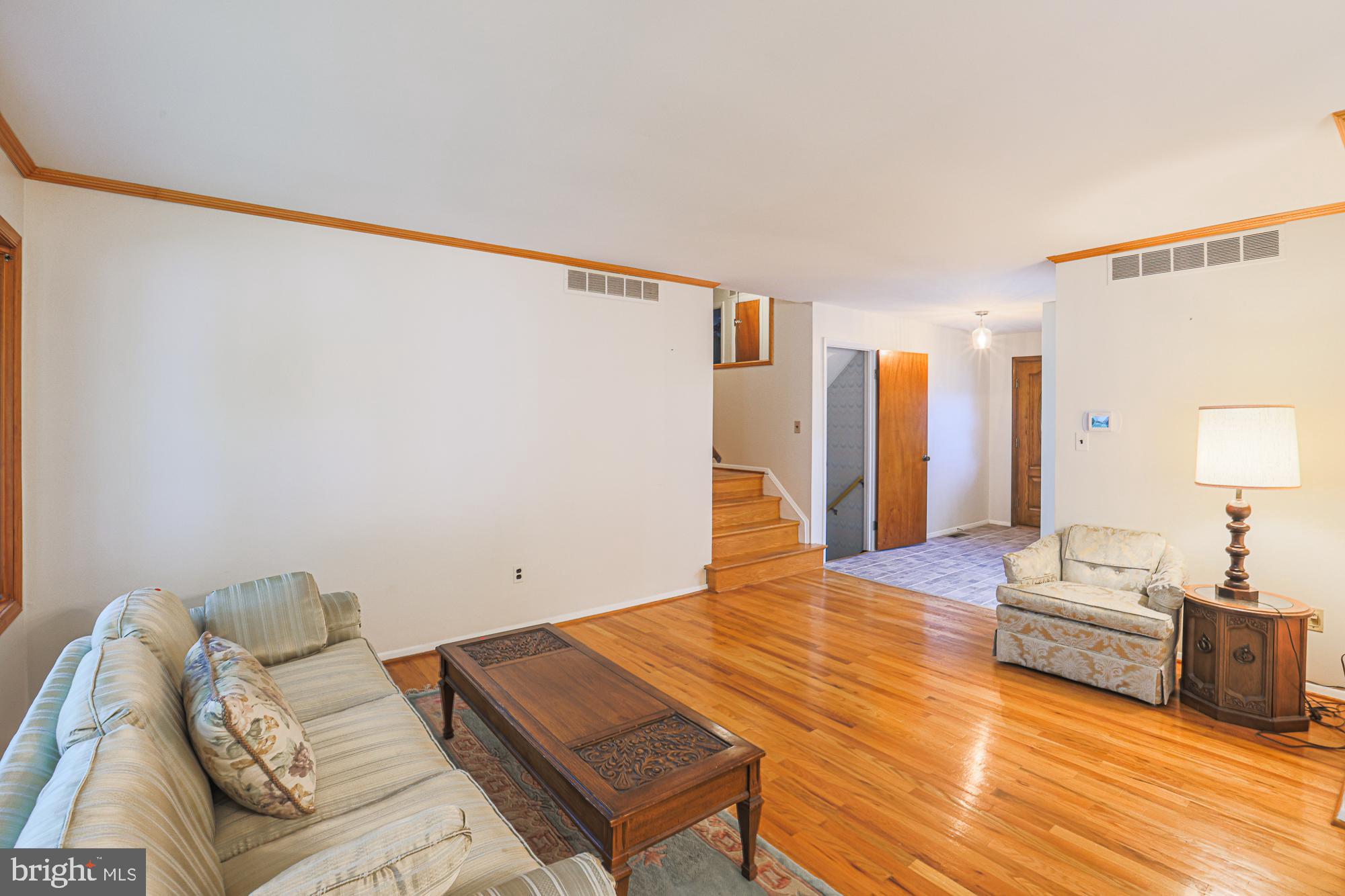 4804 Torpoint Road Nottingham, MD 21236 - Photo 8 of 26 Living Room