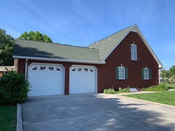 $599,900 | 12 Fox Creek Court, Manchester, TN 37355