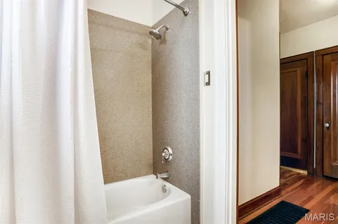 $315,000 | 2312 Annalee Avenue, Brentwood, MO 63144