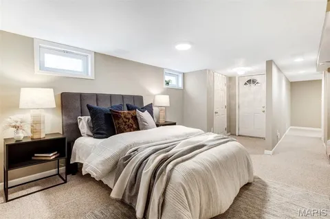 $315,000 | 2312 Annalee Avenue, Brentwood, MO 63144