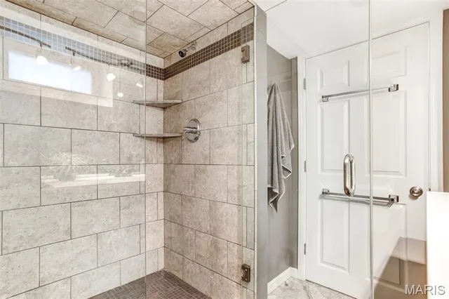 $367,000 | 2312 Annalee Avenue, Brentwood, MO 63144