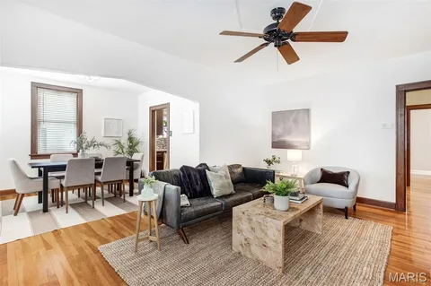 $315,000 | 2312 Annalee Avenue, Brentwood, MO 63144