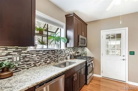 $315,000 | 2312 Annalee Avenue, Brentwood, MO 63144