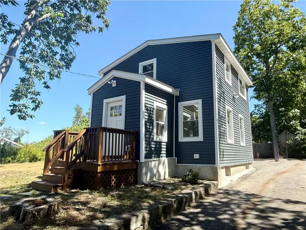 $439,950 | 64 Ormsby Avenue, Warwick, RI 02886