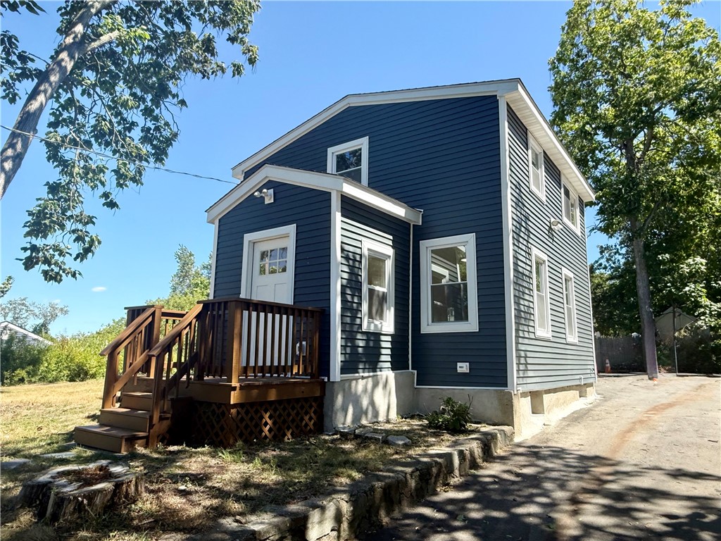 64 Ormsby Avenue Warwick, RI 02886 - Photo 1 of 18