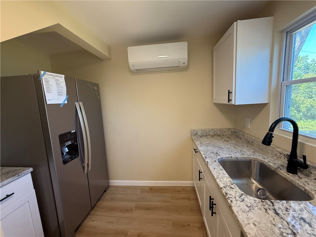 64 Ormsby Avenue Warwick, RI 02886 - Photo 8 of 18