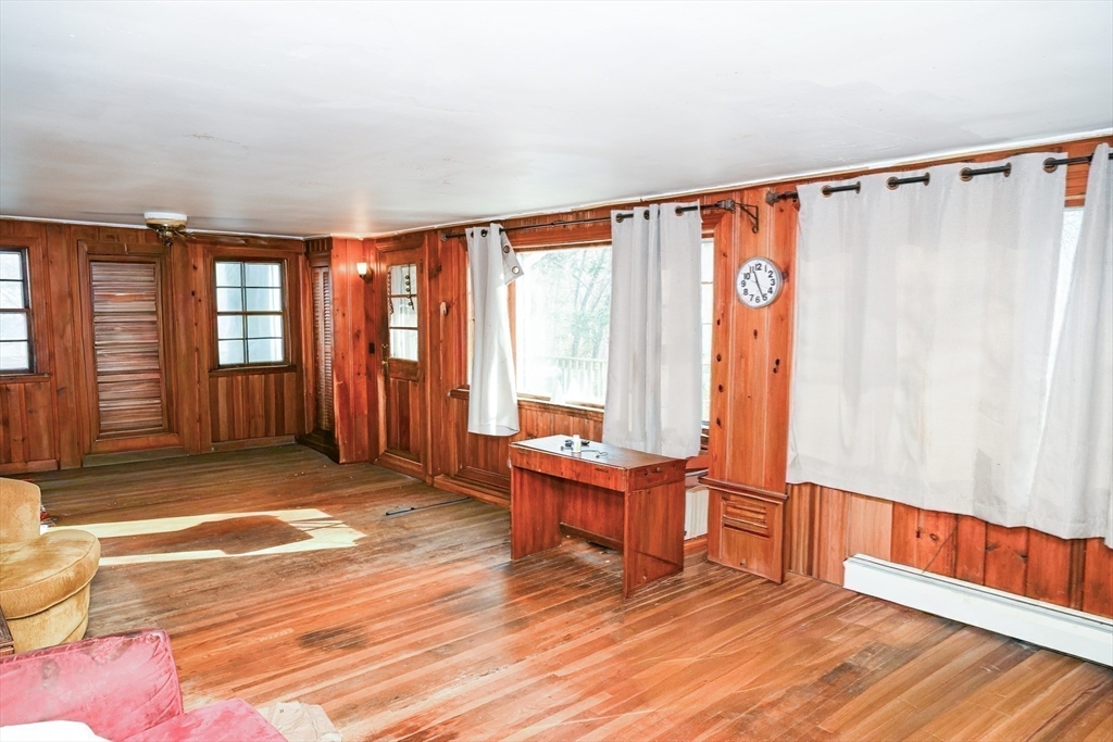 52 Bacon Street Natick, MA 01760 - Photo 12 of 24