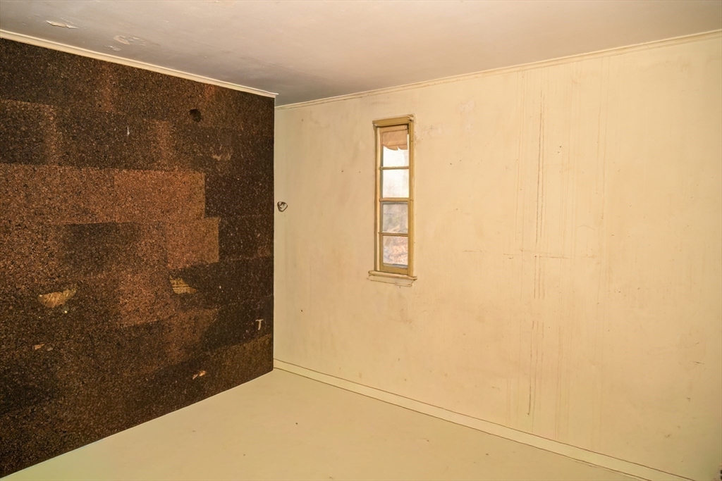 52 Bacon Street Natick, MA 01760 - Photo 20 of 24