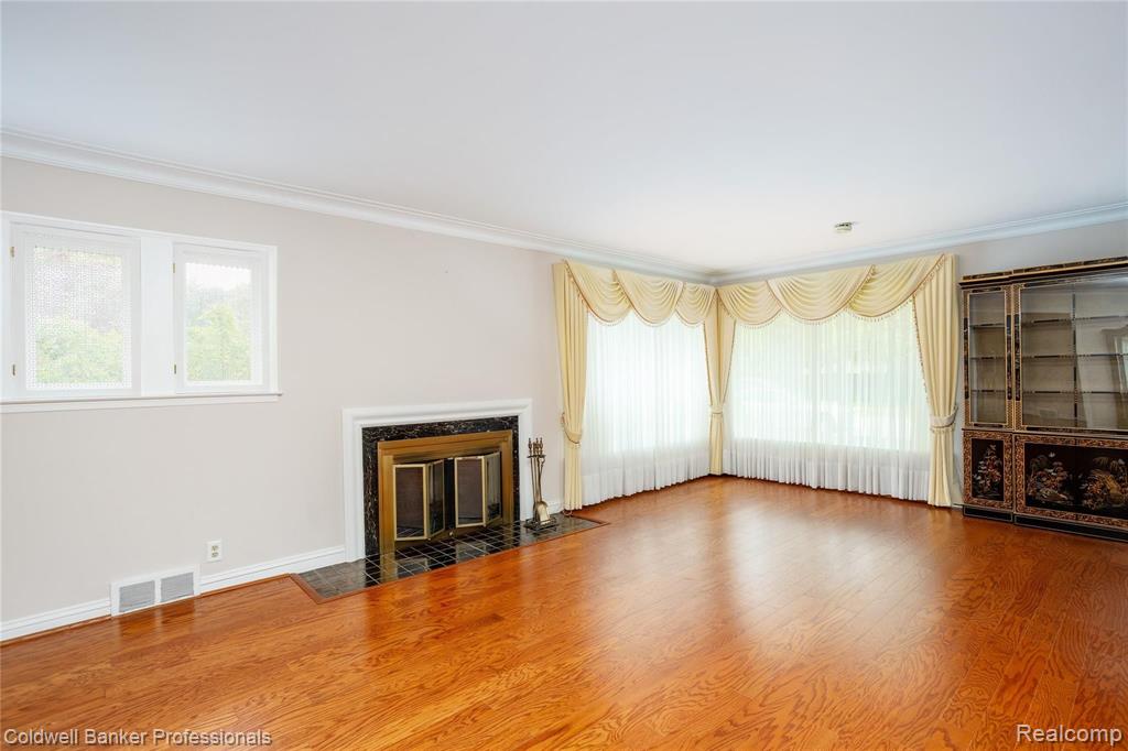 401 Barclay Grosse Pointe, MI 48236 - Photo 22 of 39