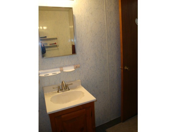 150 Hilltop Road Londonderry, VT 05155 - Photo 16 of 22 Gallery Image 16