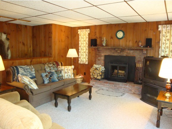 150 Hilltop Road Londonderry, VT 05155 - Photo 8 of 22 Gallery Image 8