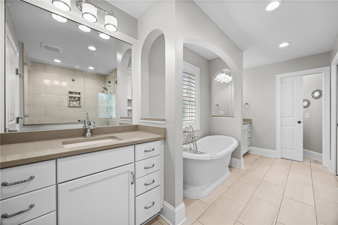 2885 Ridgeway Avenue Greece, NY 14626 - Photo 28 of 50