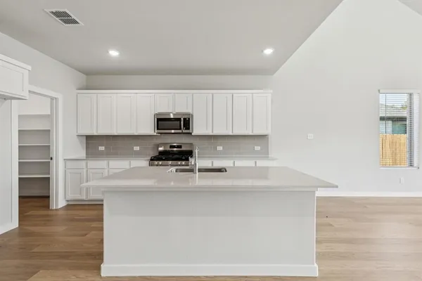 $454,990 | 1094 Dewy Lk Place, Lavon, TX 75166