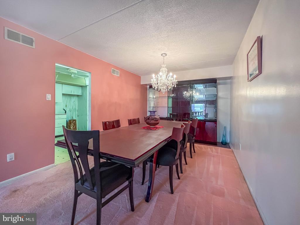 6311 Delaire Landing Road, Unit 311 Philadelphia, PA 19114 - Photo 15 of 41 Dining room