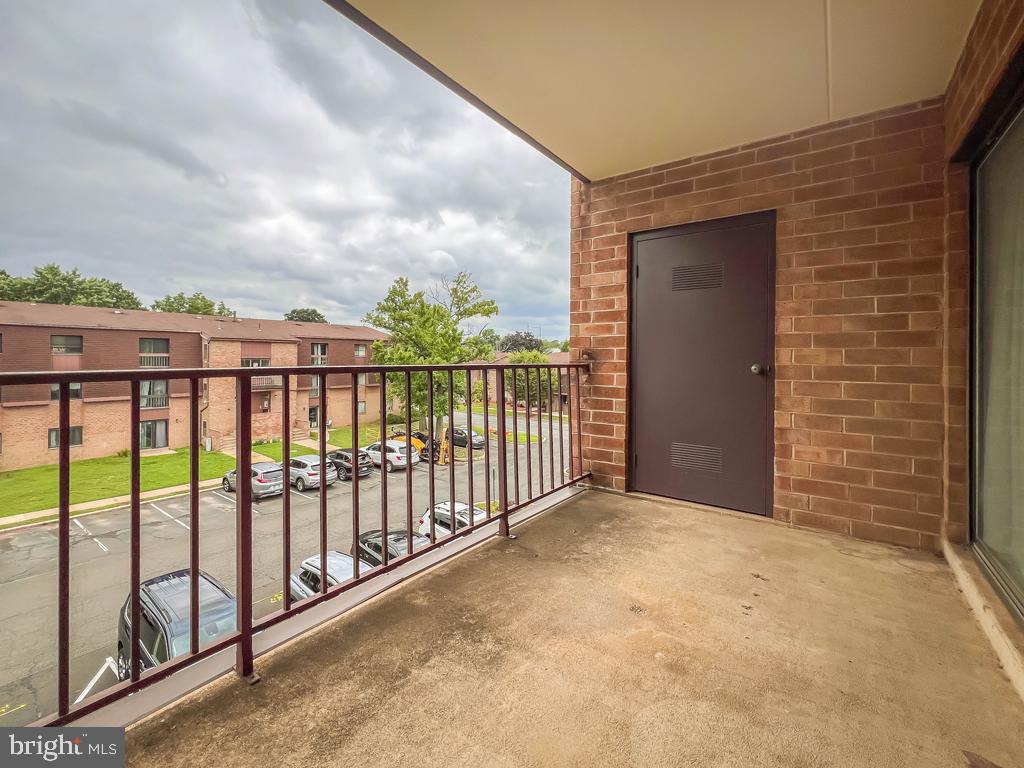 6311 Delaire Landing Road, Unit 311 Philadelphia, PA 19114 - Photo 17 of 41