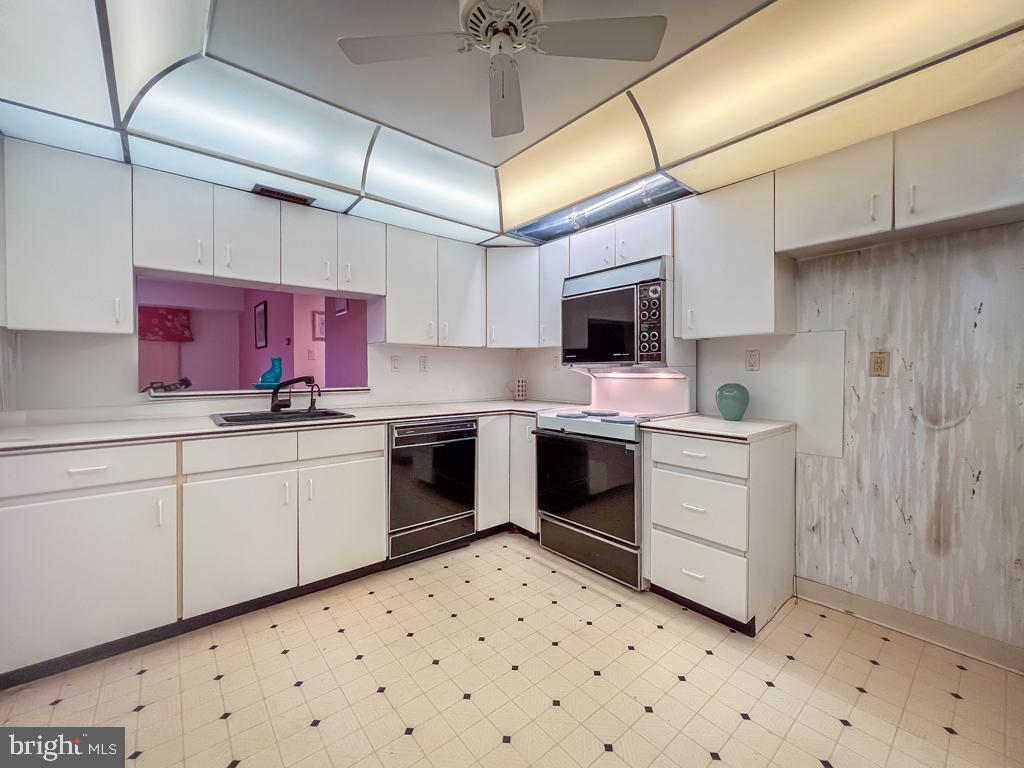 6311 Delaire Landing Road, Unit 311 Philadelphia, PA 19114 - Photo 19 of 41