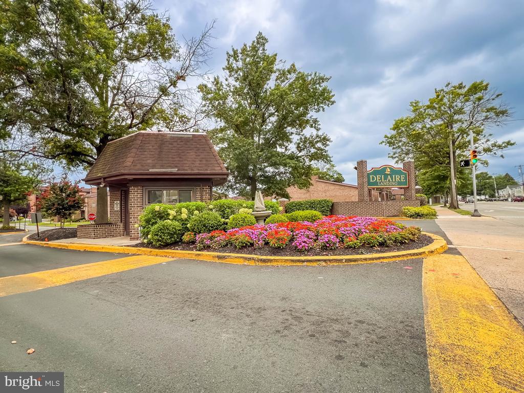 6311 Delaire Landing Road, Unit 311 Philadelphia, PA 19114 - Photo 2 of 41