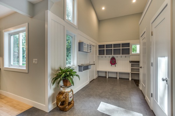 56 Turning Mill Road Lexington, MA 02420 - Photo 4 of 30 Gallery Image 4