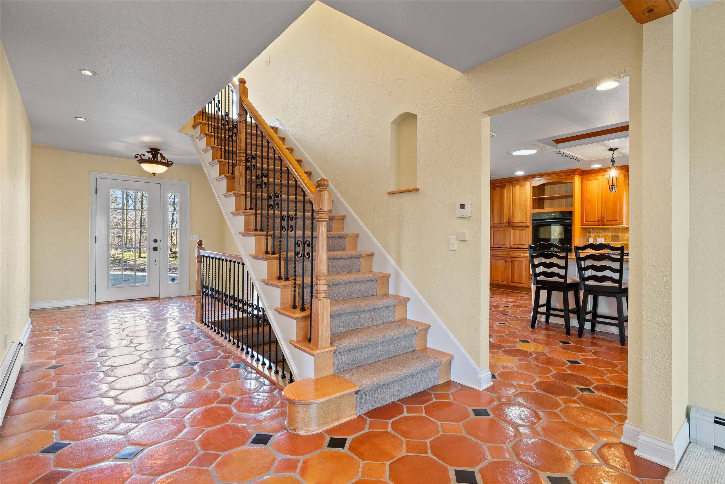N7859 Lakeside Park Road Rhine, WI 53020 - Photo 25 of 79 17-Foyer