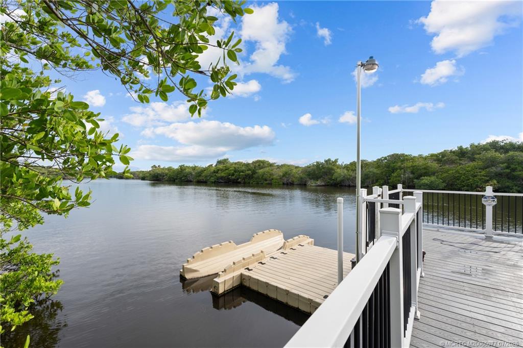 208 Southwest Pomeroy Street Stuart, FL 34997 - Photo 49 of 57 Gallery Image 49