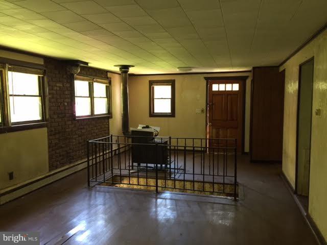 2360 Bulls Sawmill Road Freeland, MD 21053 - Photo 23 of 30 Living Room