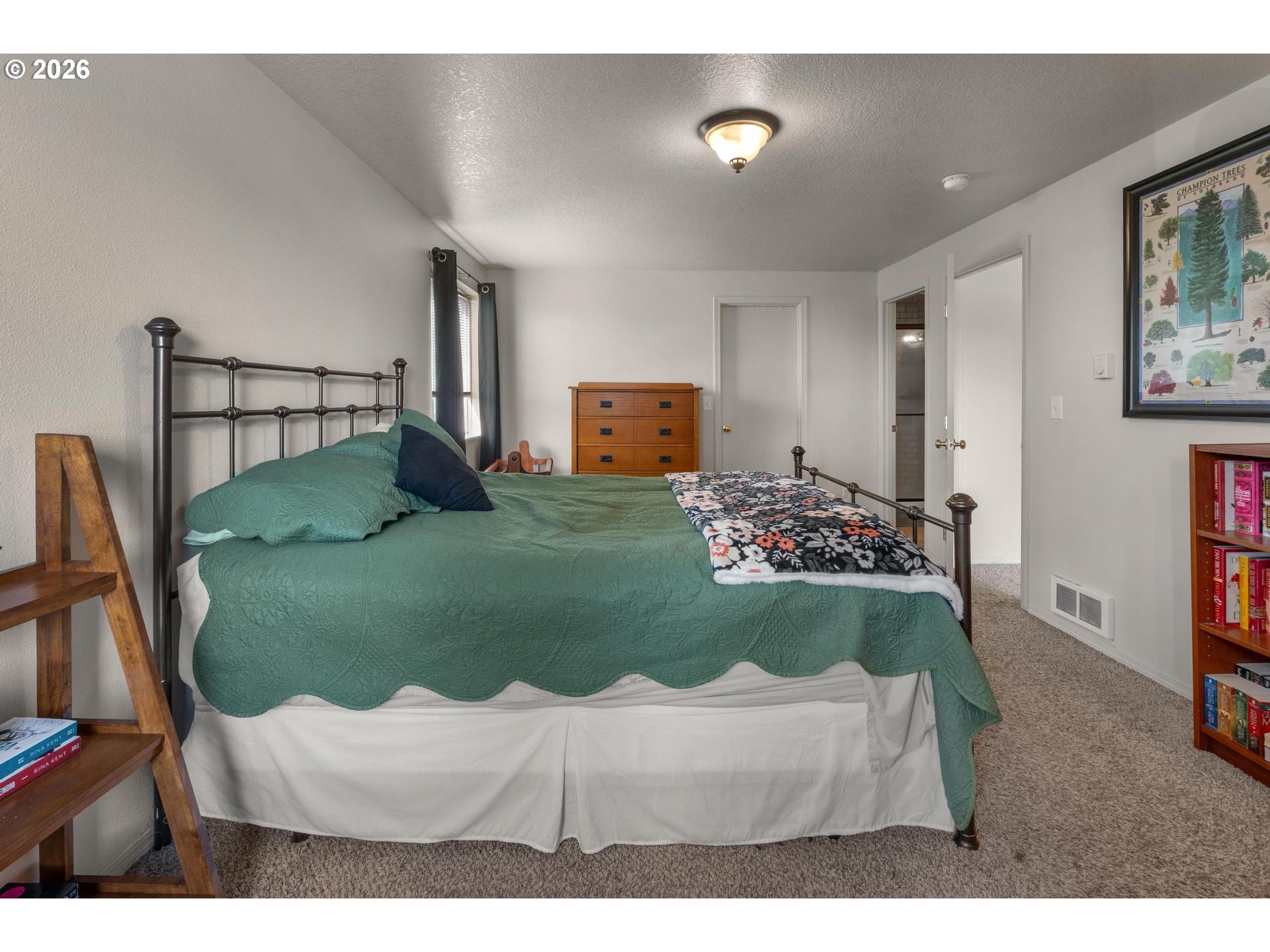 58905 Alexandra Lane St. Helens, OR 97051 - Photo 18 of 32 Primary Bedroom