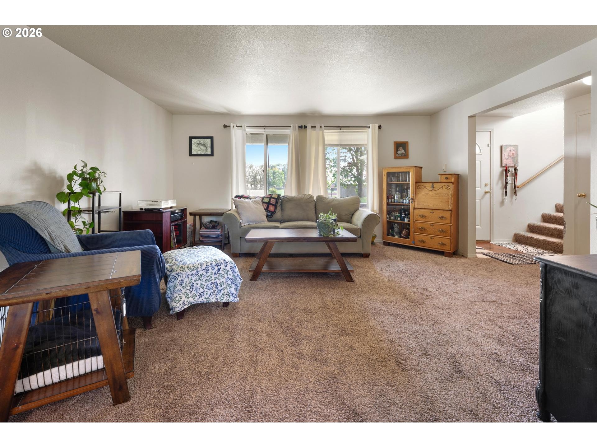 58905 Alexandra Lane St. Helens, OR 97051 - Photo 5 of 32 Living Room