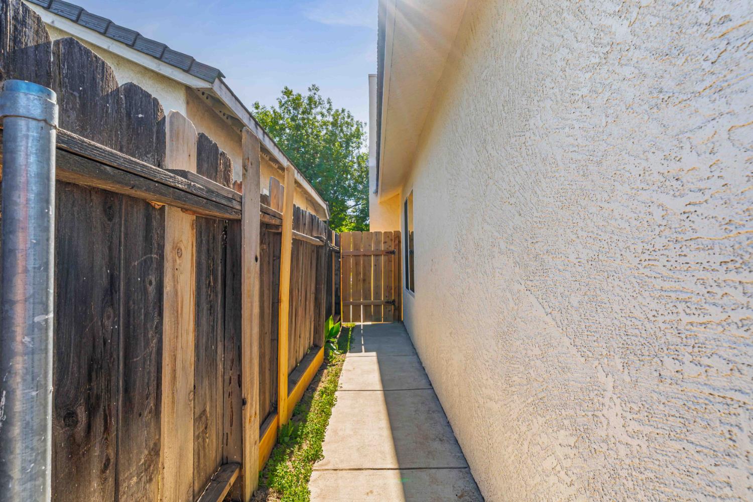 1316 Riverette Drive Modesto, CA 95351 - Photo 42 of 49