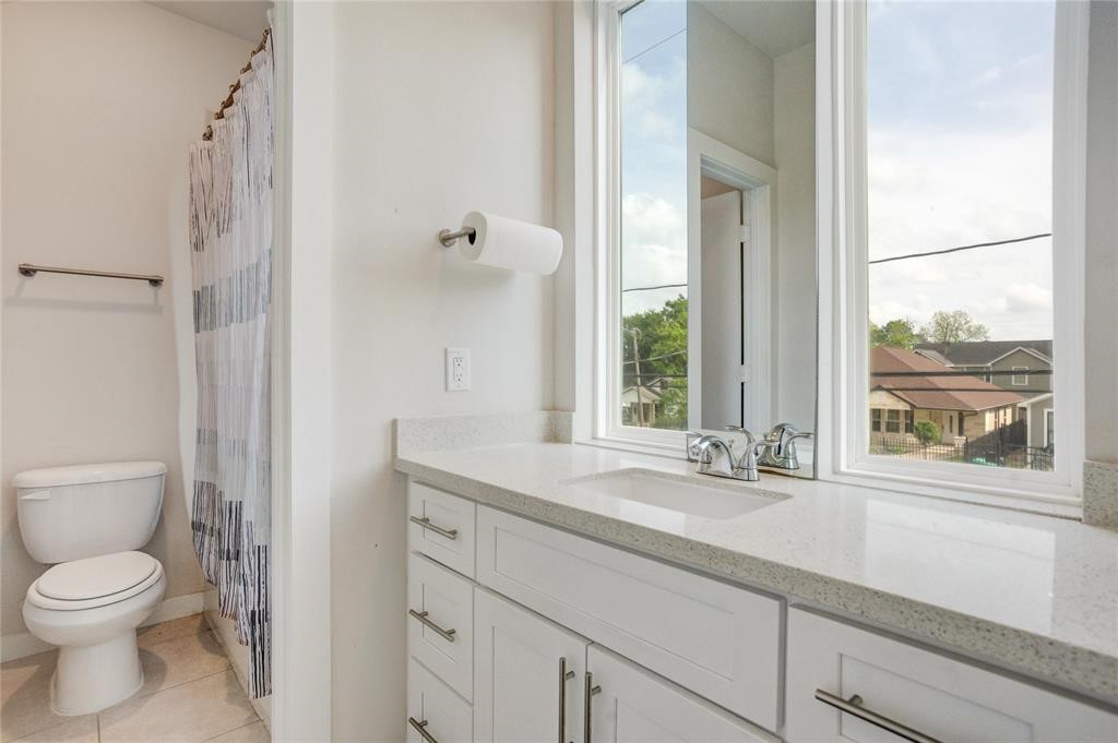 4625 Mallow Street Houston, TX 77051 - Photo 14 of 22