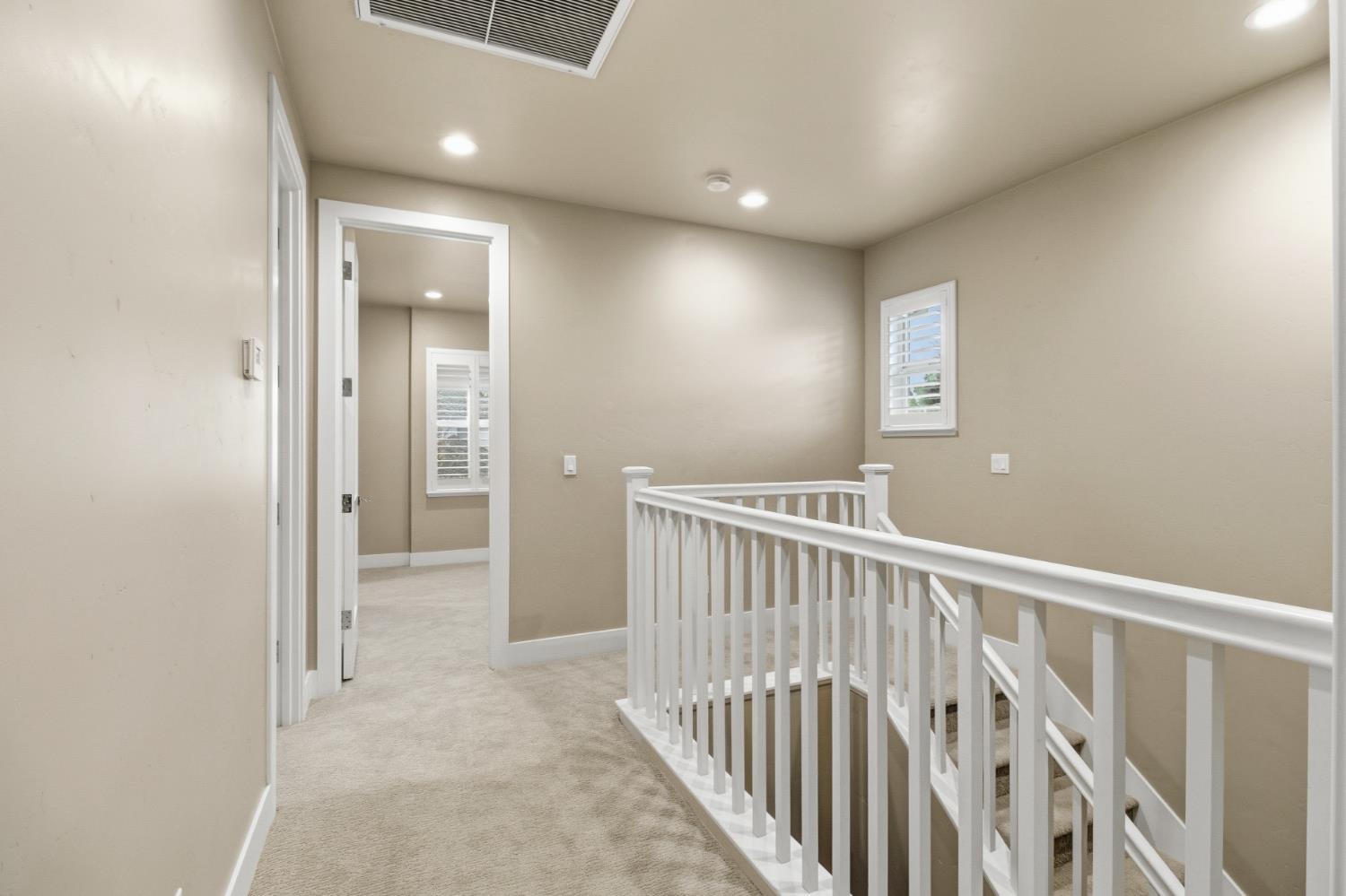 309 Fairgate Road Sacramento, CA 95825 - Photo 25 of 48 a view of a hallway with windows