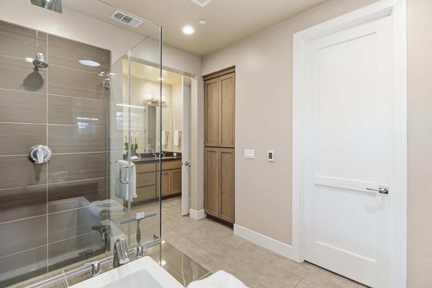 309 Fairgate Road Sacramento, CA 95825 - Photo 30 of 48 a bathroom with a shower and a sink