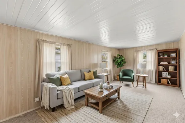 $90,000 | 1960 Pinewood Lane, Mount Dora, FL 32757
