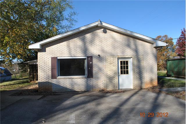 1500 C Booth Road Clarksville, TN 37042 - Photo 4 of 8 Left