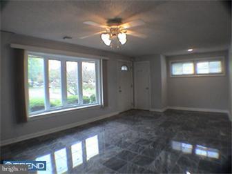 1367 Thomson Road Roslyn, PA 19001 - Photo 2 of 10 Living Room