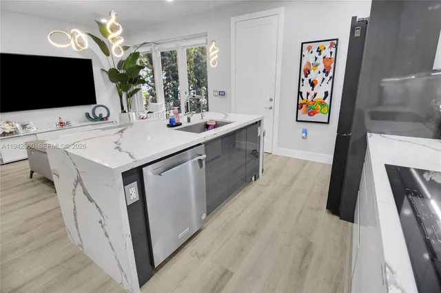 $870,000 | 6405 Northwest 105th Court, Doral, FL 33178