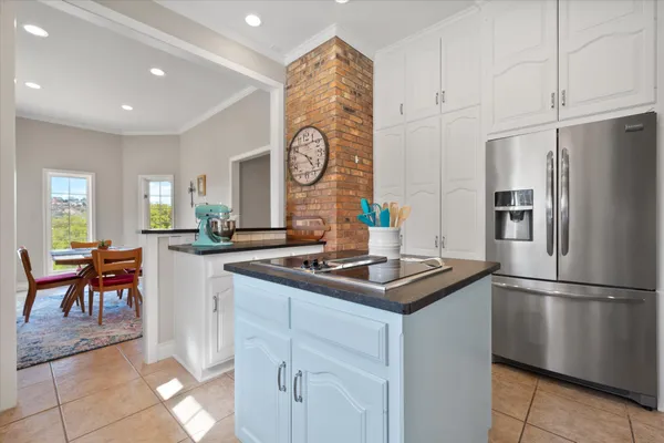 $490,000 | 67 South Lake Shore Drive, Ransom Canyon, TX 79366