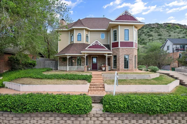 $490,000 | 67 South Lake Shore Drive, Ransom Canyon, TX 79366