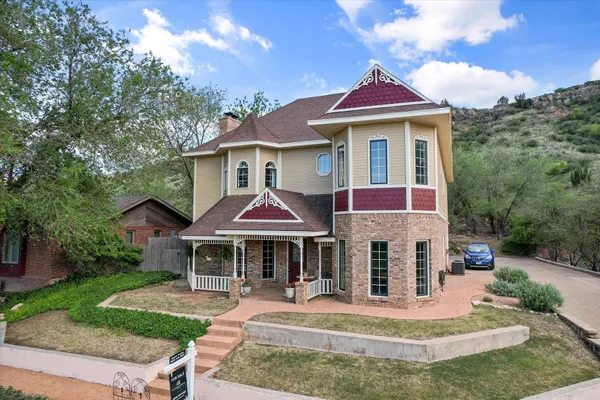 $490,000 | 67 South Lake Shore Drive, Ransom Canyon, TX 79366