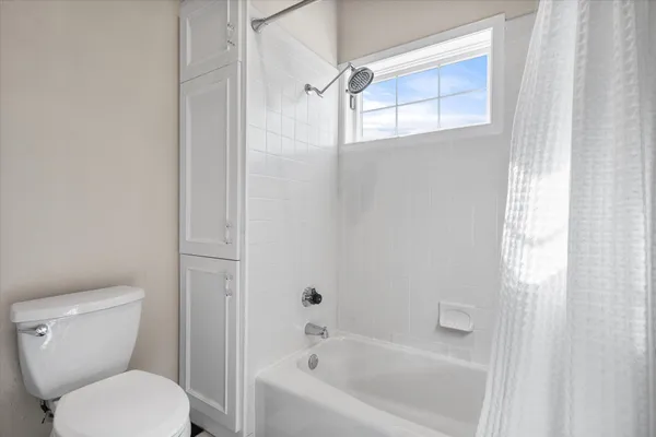 $490,000 | 67 South Lake Shore Drive, Ransom Canyon, TX 79366