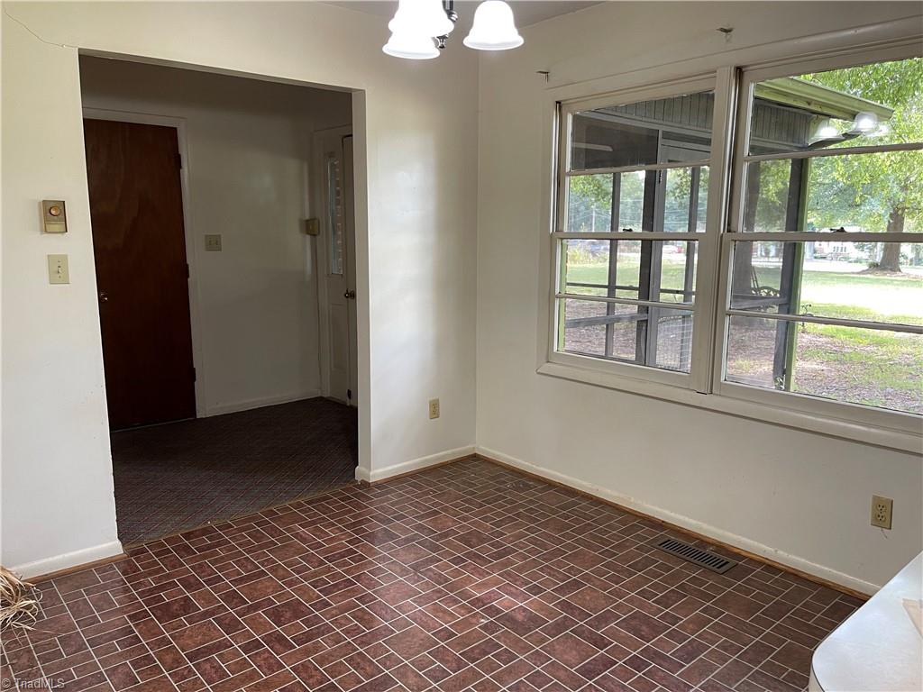 411 Johnson Road High Point, NC 27265 - Photo 16 of 26 Gallery Image 16