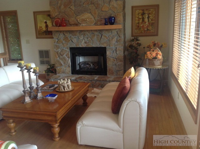 112 Grassy Gap Loop Road, Unit GGGC Beech Mountain, NC 28604 - Photo 13 of 38