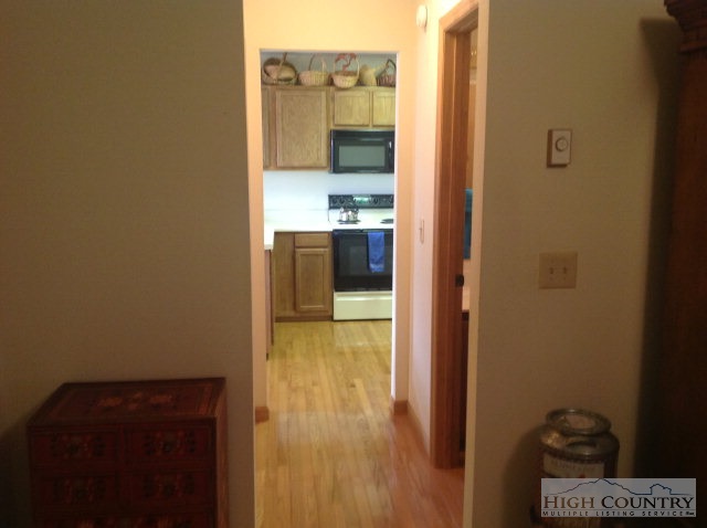 112 Grassy Gap Loop Road, Unit GGGC Beech Mountain, NC 28604 - Photo 5 of 38