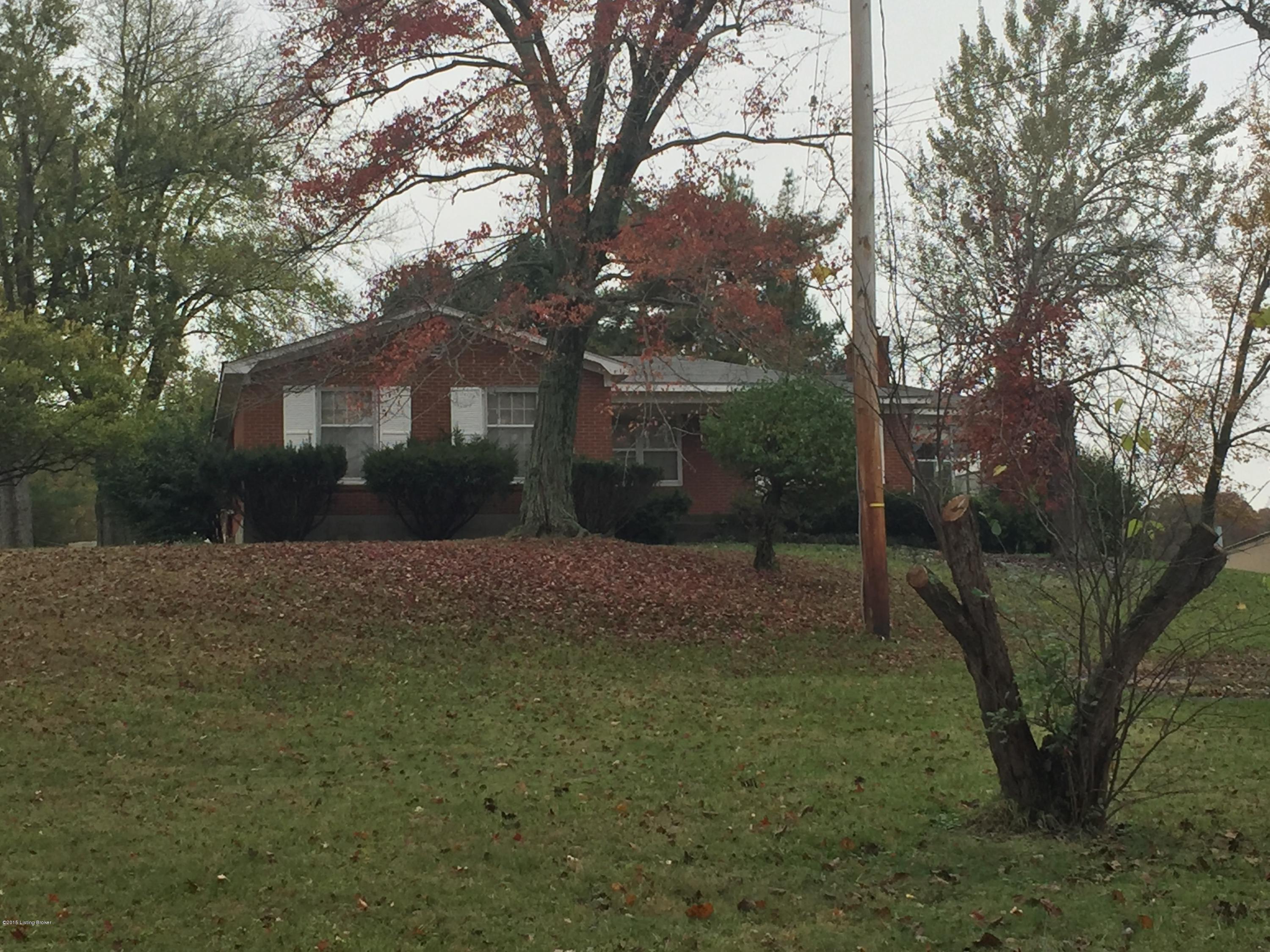 10408 Barricks Road Louisville, KY 40229 - Photo 1 of 11 IMG_0365