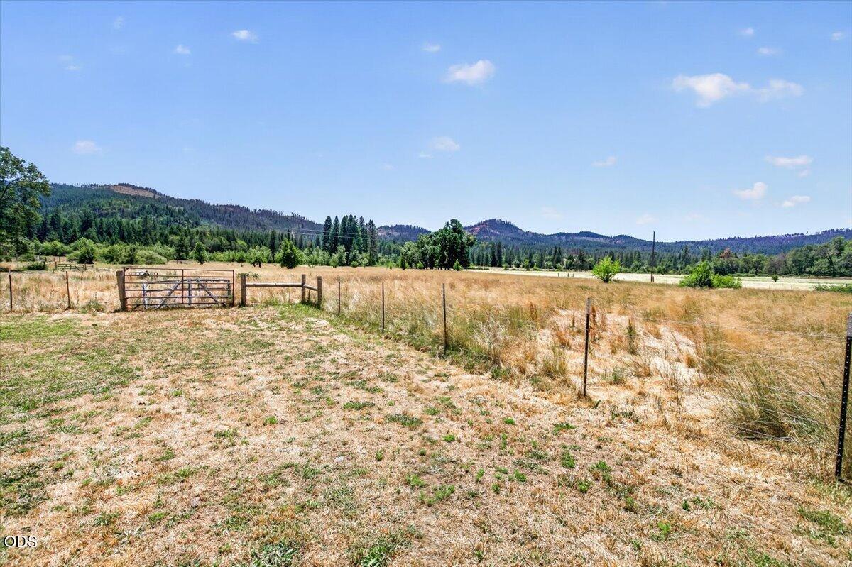 14020 Geppert Road Eagle Point, OR 97524 - Photo 40 of 51