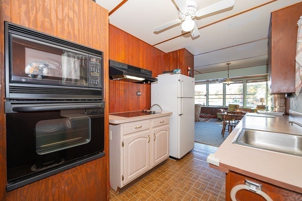 34 West Point Road Webster, MA 01570 - Photo 13 of 21 Gallery Image 13