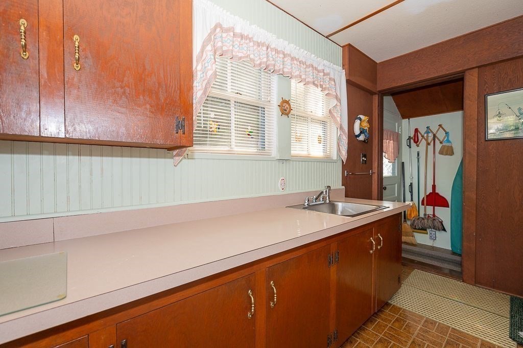 34 West Point Road Webster, MA 01570 - Photo 14 of 21 Gallery Image 14