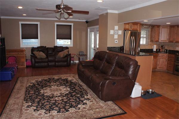 8 Roosevelt Road Holbrook, MA 02343 - Photo 3 of 29 Gallery Image 3