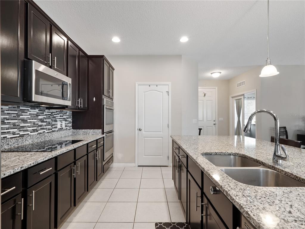 3609 Apopka Ridge Circle Apopka, FL 32703 - Photo 16 of 75
