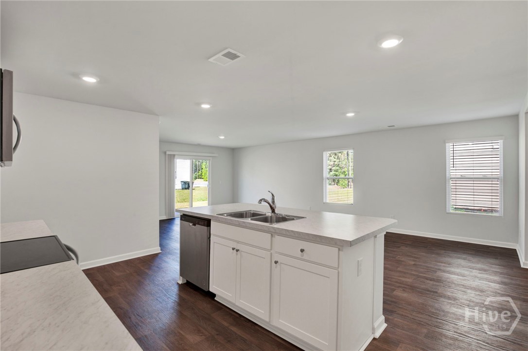 160 Painted Lady Loop Savannah, GA 31419 - Photo 12 of 49